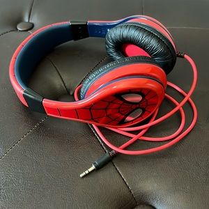 Marvel Spider-Man kids over the ears headphones.